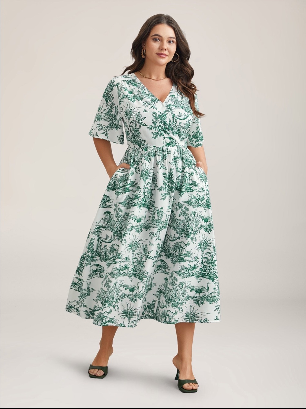 BloomChic Emerald Green Forest Print V-Neck Midi Dress size 1X (14-16)